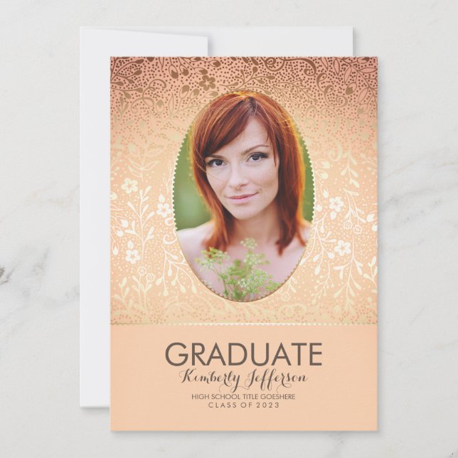 Peach and Gold Floral Chic Foto Graduation Party Einladung (Vorderseite)