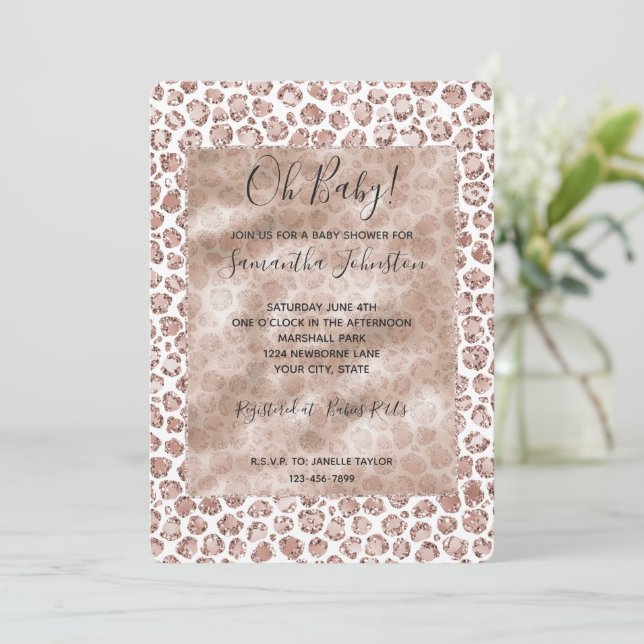 Peach Blush White Leopard Print Glitzer Einladung (Stehend Vorderseite)