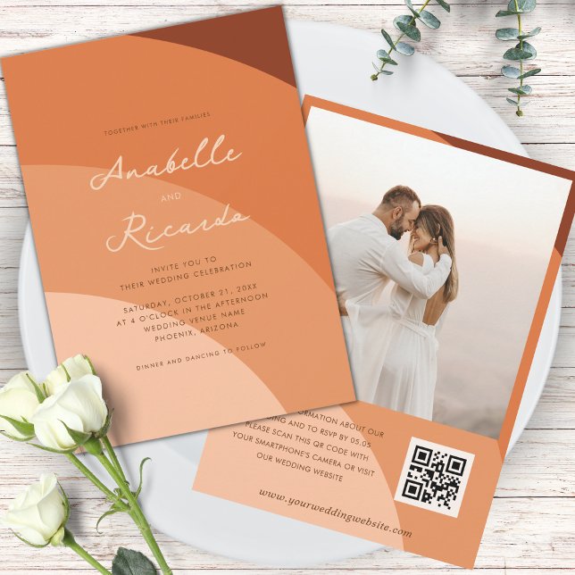 Peach Boho Waves Modernes Script QR Code Hochzeit Einladung (Von Creator hochgeladen)