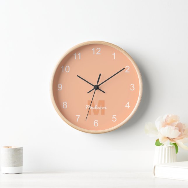 Peach color of 2024 with custom Monogram name Uhr (Zuhause)