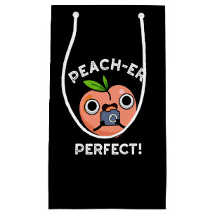 Peach-er Perfect Funny Peach Pun Dark BG Kleine Geschenktüte