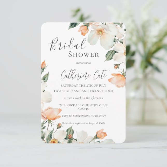 Peach Floral Watercolor Bridal Shower Einladung (Stehend Vorderseite)