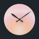 Peach Fuzz Gradient Runde Wanduhr<br><div class="desc">Gradientdesign - Aura-Effekt - Pfirsichfüßigkeit.</div>