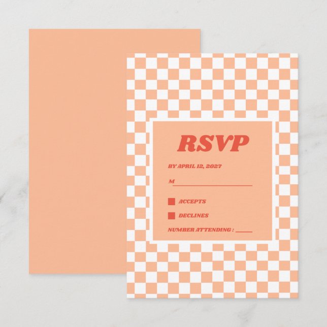 Peach Fuzz Red Checkered Gingham Pattern RSVP Karte (Vorne/Hinten)