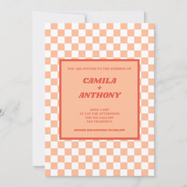 Peach Fuzz Red Checkered Gingham Pattern Wedding Einladung (Vorderseite)