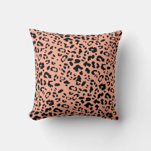 Peach Fuzz und Black Cheetah Animal Print Kissen