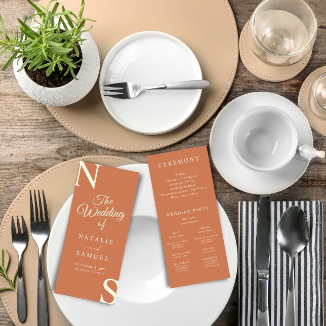 Peach Minimalistisch Bold Initials Wedding Program (Von Creator hochgeladen)