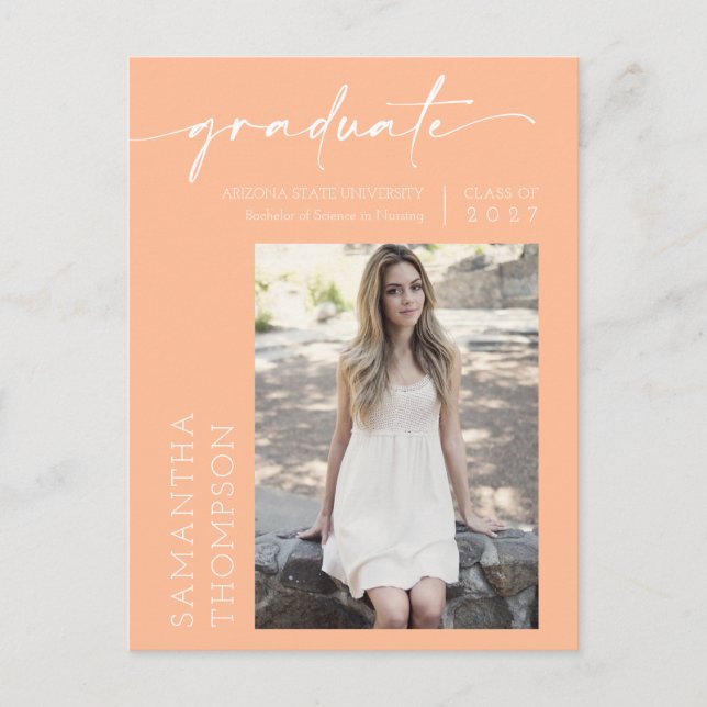 Peach Minimalistisch Script Sie tat It Foto Grad Postkarte (Vorderseite)