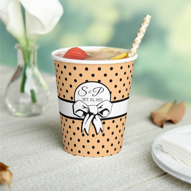 Peach Orange Black Polka Dot White Bow personalisi Pappbecher (In Situ)