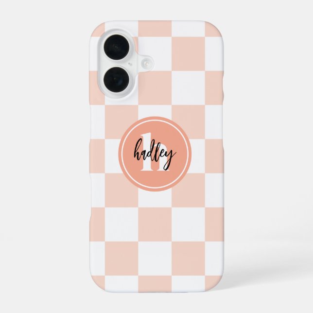 Peach Retro Karo Monogramm iPhone 16 Hülle (Rückseite)