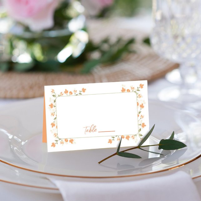 Peach Wedding Guest Name und Tischnummer Platzkarte (Peach floral foliage calligraphy script table number card.)