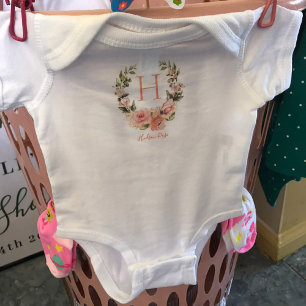 Peachy Coral Rose Wreath Personalisiert Baby Name Strampler