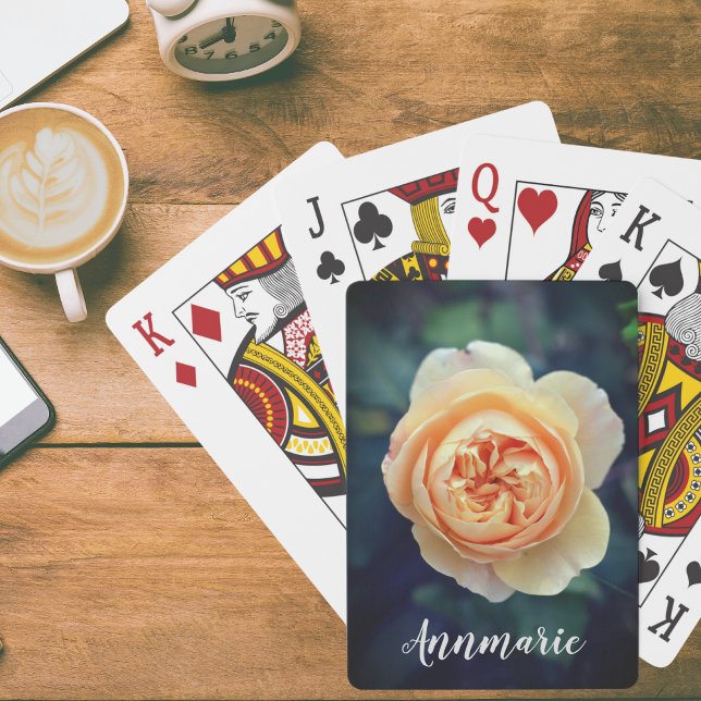 Peachy Orange Garden Rose Blume Personalisiert Spielkarten (Elegant garden rose flower card with text on the front)