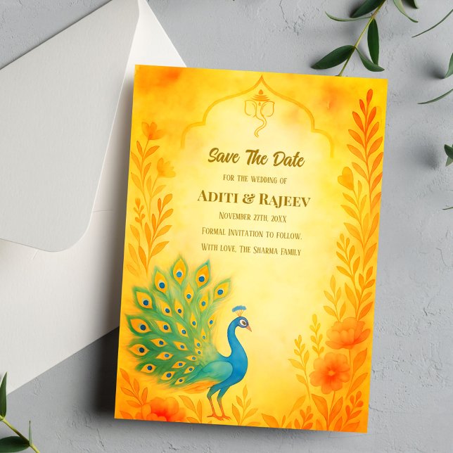Peacock Floral Indian Wedding Save the Date Card Einladung (Von Creator hochgeladen)