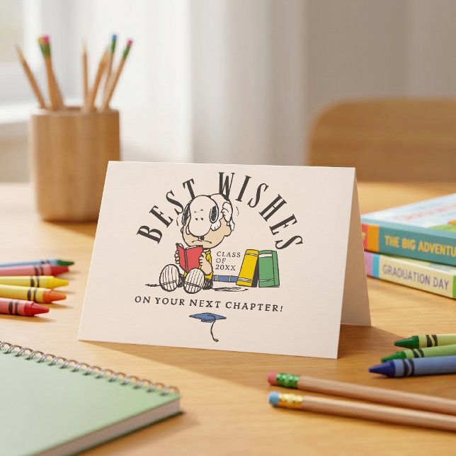 Peanuts Best Wishes Graduation Snoopy Reading Karte (Von Creator hochgeladen)