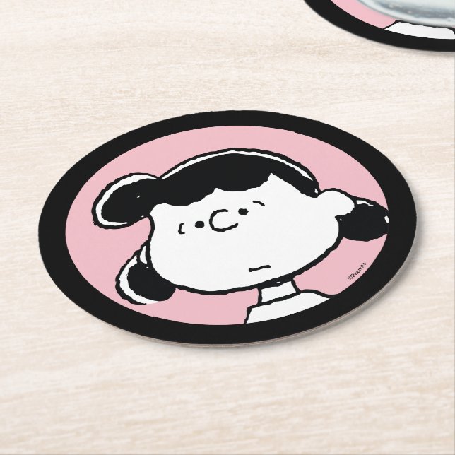 Peanuts | Lucys Gesichter Runder Pappuntersetzer (Angewinkelt)
