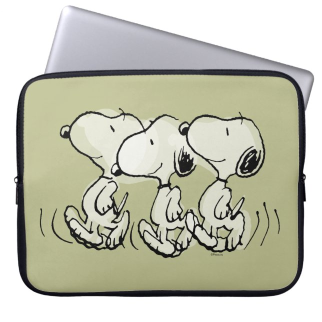 Peanuts | Snoopy stolziert daher Laptopschutzhülle (Vorderseite)