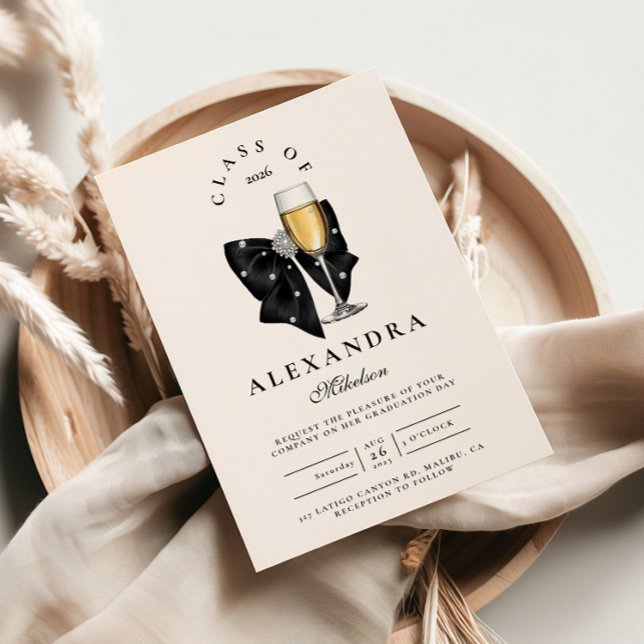 Pearl Champagne Glass Graduation Einladung (Von Creator hochgeladen)