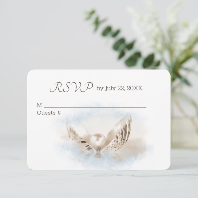 Pearl in Seashell UAWG Wedding RSVP Karte (Stehend Vorderseite)