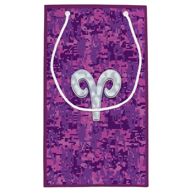 Pearl like Aries Zodiac Sign Pink Camouflage Kleine Geschenktüte (Rückseite)