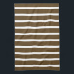 Pecan-neutrale Streifen Handtuch<br><div class="desc">Horizontale Streifen in einer warmen,  neutralen Farbpalette.</div>