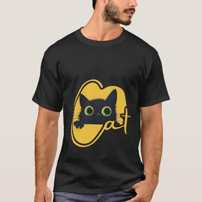 Peeking Black Cat: Big Green Eyes Feline Design T-Shirt (Vorderseite)