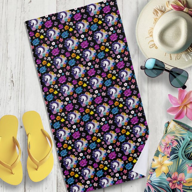 Pegasus Black Floral Strandtuch (Von Creator hochgeladen)