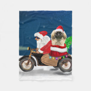 Pekingese Dog Weihnachtsmann Fleecedecke