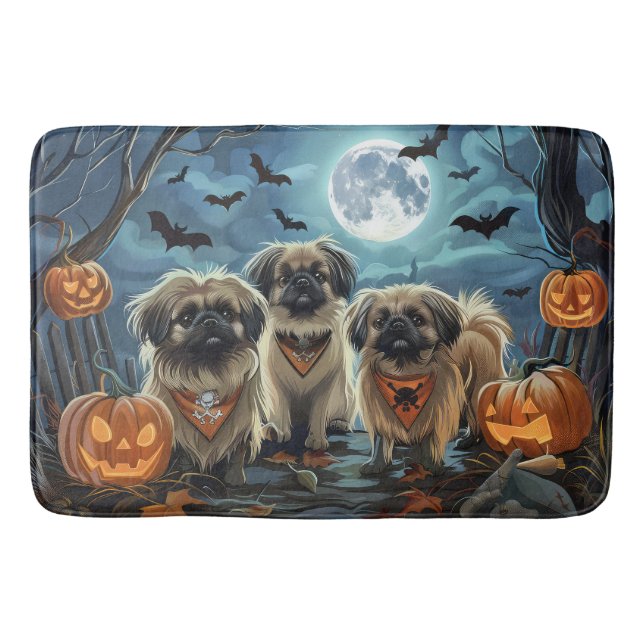 Pekingese Halloween Spooky Badematte (Vorderseite)