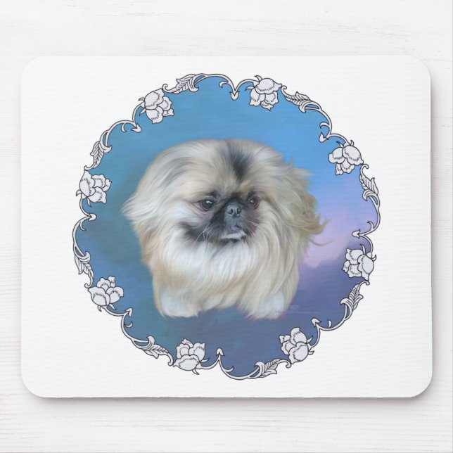 Pekingese Lily on Blue Mousepad (Vorne)