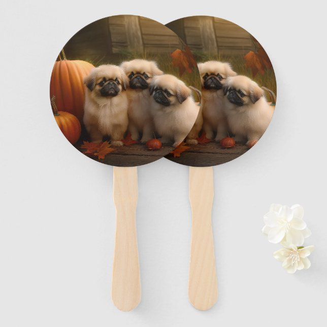 Pekingese Welpe Herbst Delight Pumpen Fächer (Vorne und Hinten)