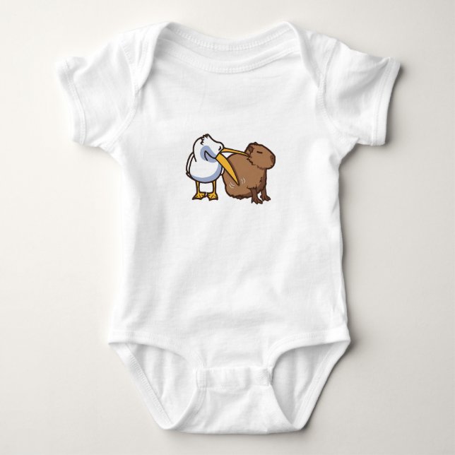 Pelican Tries Capybara Funny Meme zu essen Baby Strampler (Vorderseite)