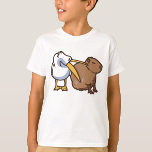 Pelican Tries Capybara Funny Meme zu essen T-Shirt