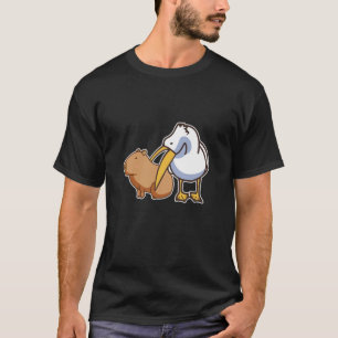 Pelican Tries Capybara Niedlich Kawaii essen T-Shirt
