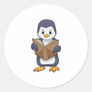 Penguin as Nerd with Book Runder Aufkleber