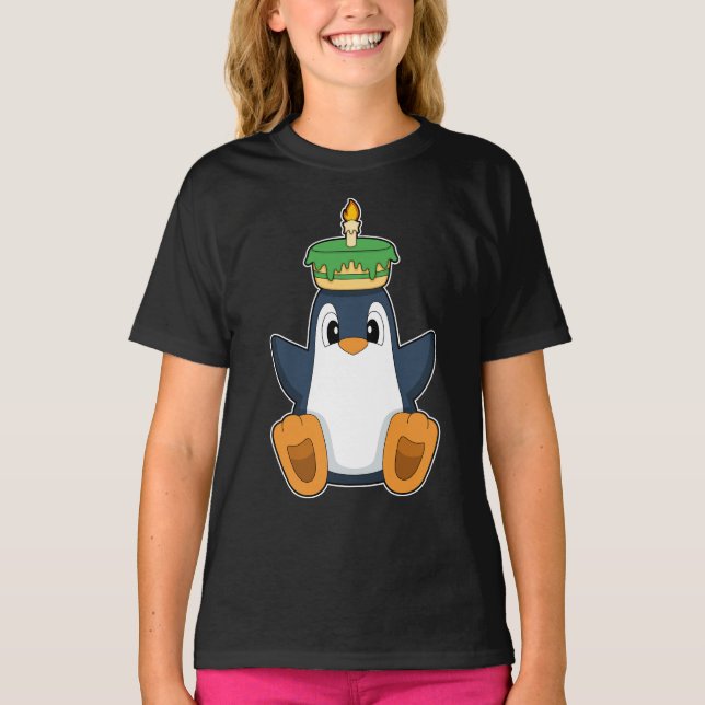 Penguin Birthday Cake Candle T-Shirt (Vorderseite)
