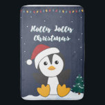 Penguin Christmas Snow Winter Animals Penguins Bat Badematte<br><div class="desc">Der Pinguin auf Soft Nights als Grußkarte. Hübsche Tiere mit Geschenken und Schnee für den Urlaub. Auch lustig für Weihnachten im Juli. Pinguine sind niedliche Tiere und perfekt zu Weihnachten.</div>