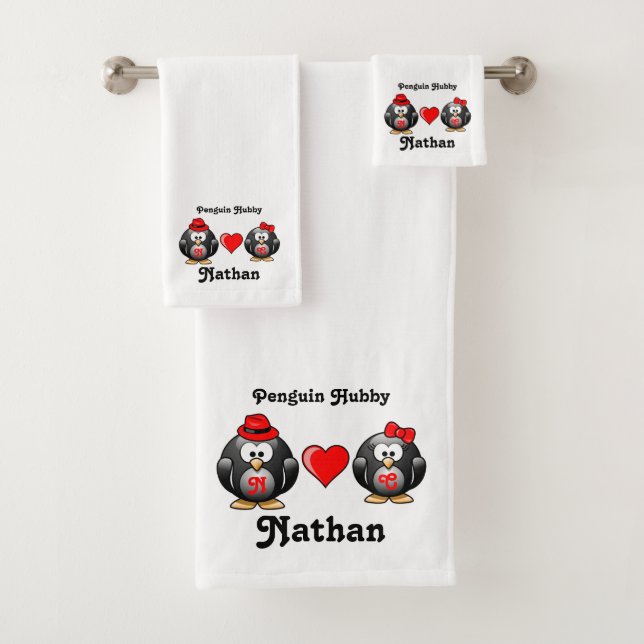 Penguin Hubby Adorable Mate Red Heart Hat Badhandtuch Set (Insitu)