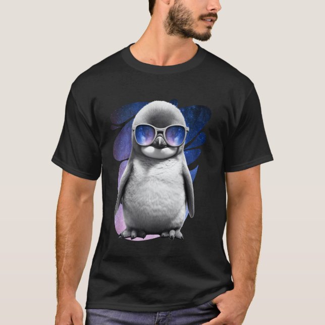 Penguin Space Brillen Niedlich Galaxy Sonnenbrille T-Shirt (Vorderseite)