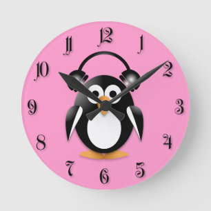 Penguin with headphones runde wanduhr