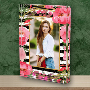 Peonings auf Schwarz-weißen Streifen Goldpunkte na Fotoblock