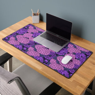 Peony und Hydrangea in Rosa und Violett Schreibtischunterlage