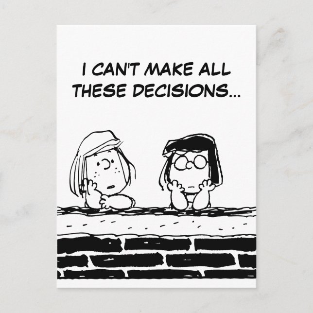 Peppermint Patty & Marcie an der Mauer Postkarte (Vorderseite)