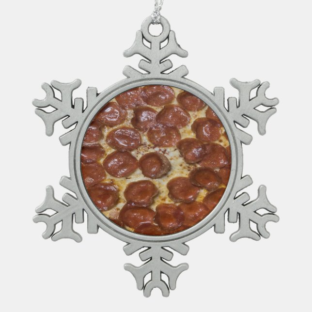 Pepperoni Pizza Schneeflocken Zinn-Ornament (Vorderseite)