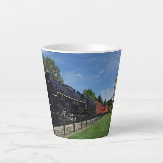 Pere Marquette 1223 Bahn Latte Tasse (Vorderseite)