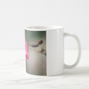 Perfekte rosa Blütenruhe Tasse