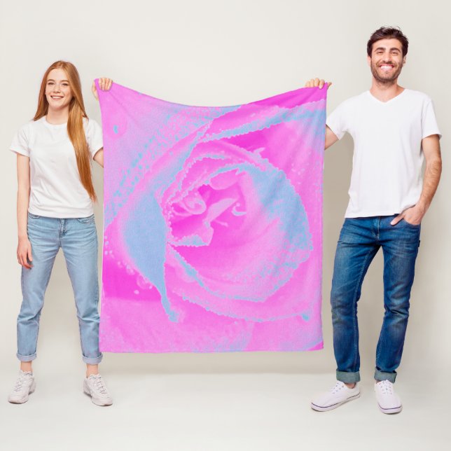 Perfekte Rose für Hot Pink und Light Blue Fleecedecke (Beispiel)