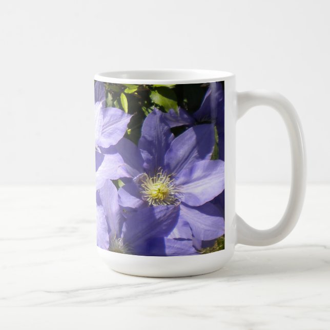 Periwinkle Clematis Tasse (Rechts)