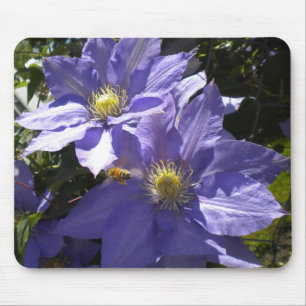 Periwinkle Clematis und Bienenmousepad Mousepad
