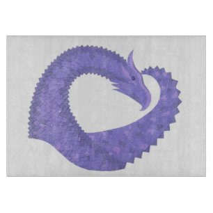 Periwinkle Herzdrache auf Weiß Schneidebrett